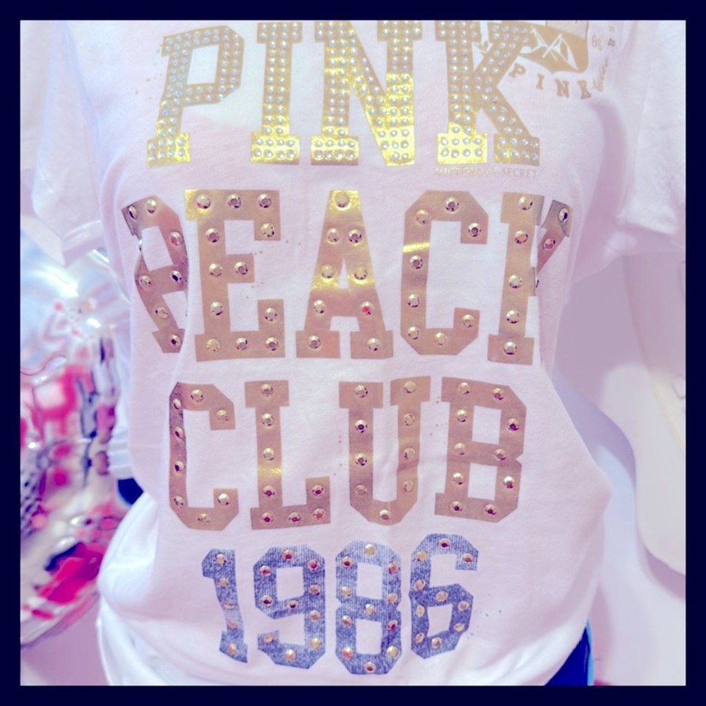 💕ℙ𝕀ℕ𝕂 𝕍𝕊 “PiNK BEACH CLUB 1986” HTF/VINTAGE/RARE Tee✨LIKE NEW✨💕 - Picture 6 of 9